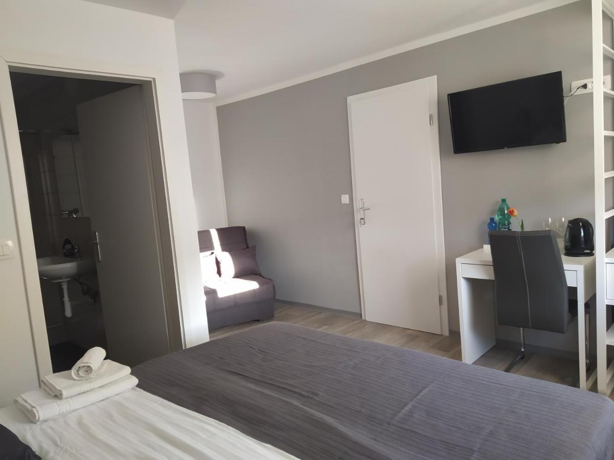 Velike Lasce Apartment Trubarjeva33, Near Ljubljana, Free Parking מראה חיצוני תמונה