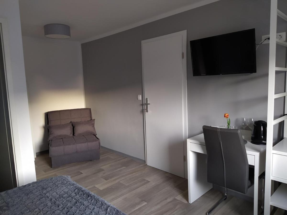 Velike Lasce Apartment Trubarjeva33, Near Ljubljana, Free Parking מראה חיצוני תמונה